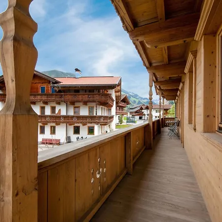 In Near Slopes Hainzenberg