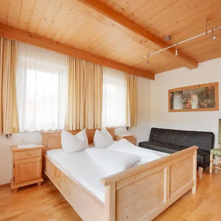 In Near Slopes Daire